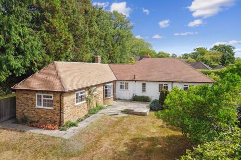 Christmas Lane, Farnham Common 4 bed house for sale