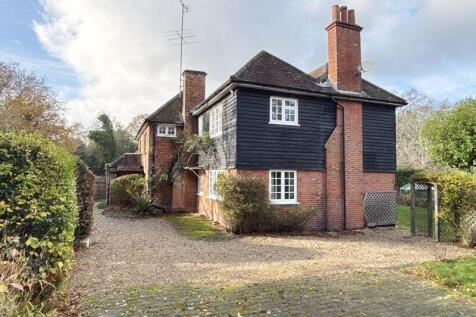 Egypt Lane, Farnham Common 4 bed detached house for sale