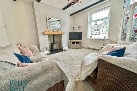 2 bedroom end of terrace house for sale