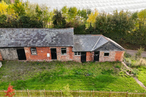 Staplow Barn conversion for sale