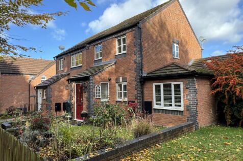 2 bedroom semi-detached house for sale