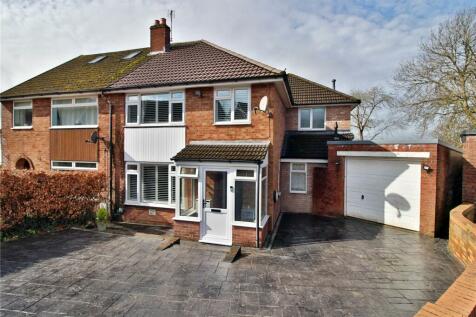 4 bedroom semi-detached house for sale