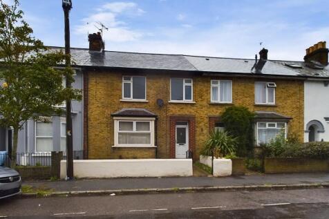 Buckland Avenue, Dover 3 bed terraced house for sale
