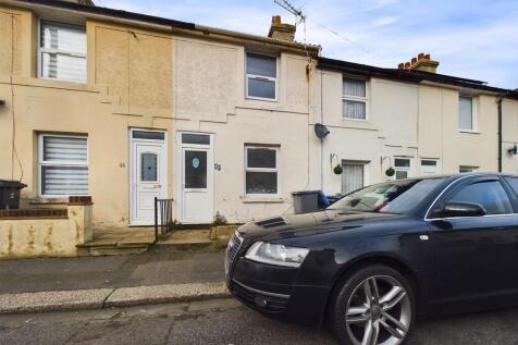 Wyndham Road, Dover 2 bed terraced house for sale