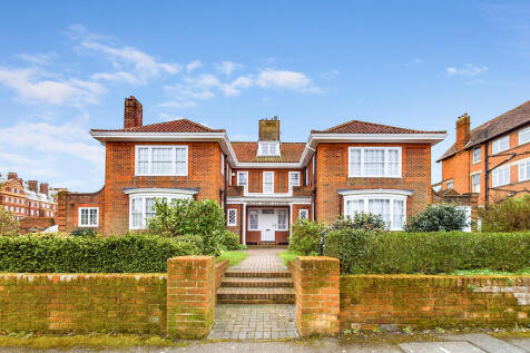 Sandgate Road, Folkestone 3 bed apartment for sale