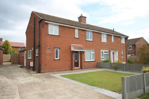Meadow Road,  Weaverham, CW8 3 bed semi