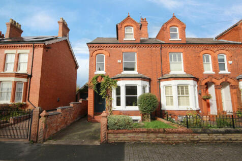 The Crescent,  Northwich, CW9 4 bed end of terrace house for sale