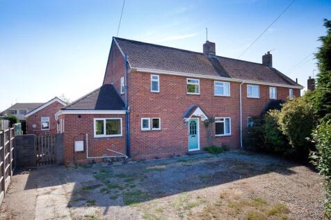 4 bedroom semi-detached house for sale