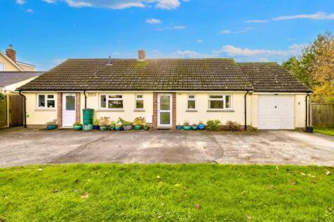 2 bedroom detached house for sale