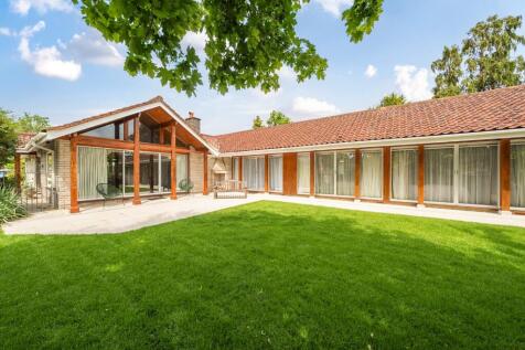 Housman Road, Street, Somerset, BA16 4 bed detached house for sale