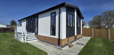 2 bedroom park home for sale