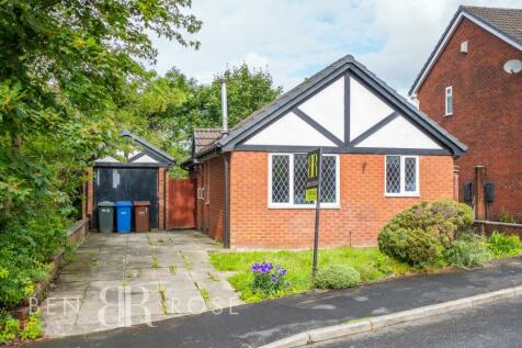 2 bedroom detached bungalow for sale