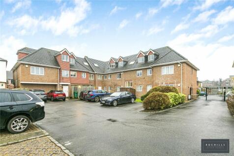 Montpellier Court, Russell Road... 2 bed apartment for sale