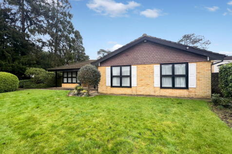 3 bedroom detached bungalow for sale