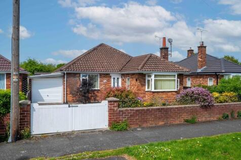 Saughall Road, Chester CH1 3 bed detached bungalow for sale