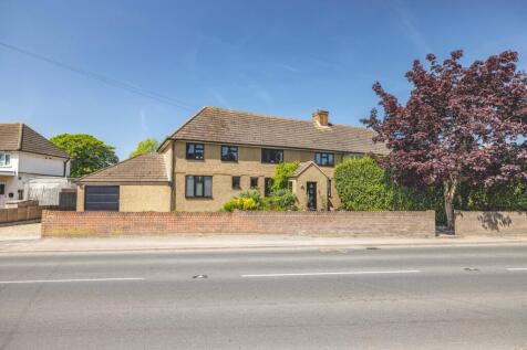 5 bedroom semi-detached house for sale