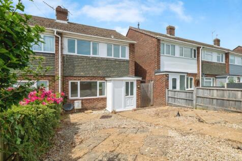 3 bedroom end of terrace house for sale