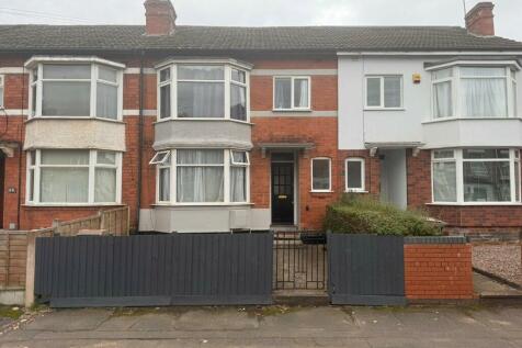 4 bedroom terraced house for sale