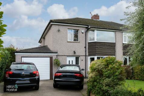 3 bedroom semi-detached house for sale