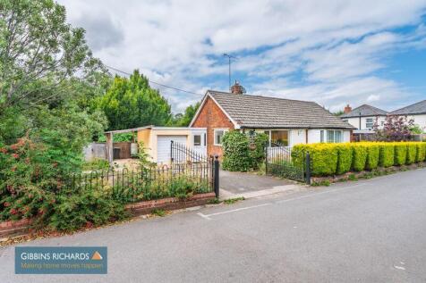 Springfield Road, Wellington 2 bed detached bungalow for sale