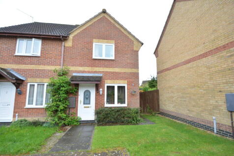 2 bedroom semi-detached house for sale