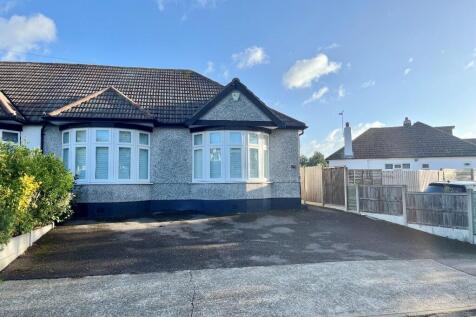 3 bedroom semi-detached bungalow for sale