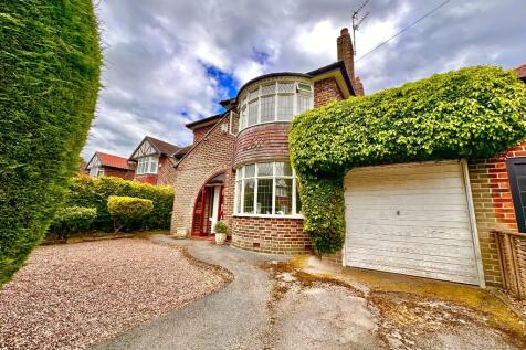 Greenway Close, Trafford M33 3 bed link detached house for sale
