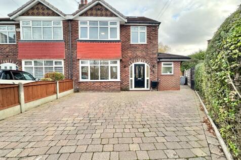 Chilcote Avenue, Trafford M33 6 bed semi