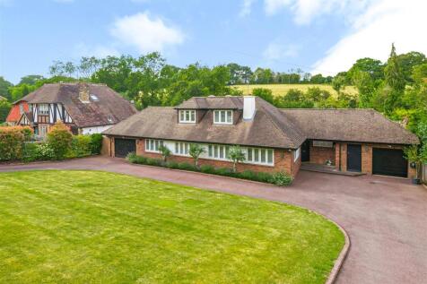 Forest Drive, Kingswood, Surrey 5 bed detached house for sale