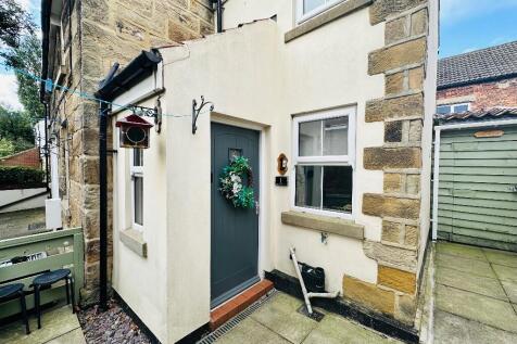 2 bedroom cottage for sale