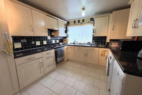 Mere Walk, Bolton, BL1 4 bed terraced house for sale