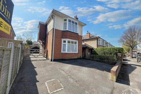 Comber Road, Bournemouth, BH9 2 3 bed detached house for sale