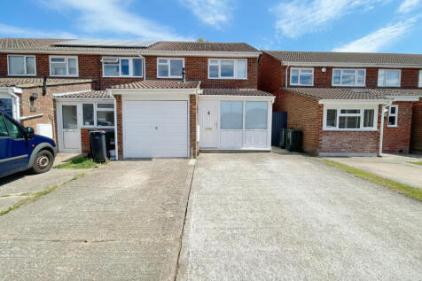 Moreton Road, BOURNEMOUTH, BH9 3 3 bed end of terrace house for sale