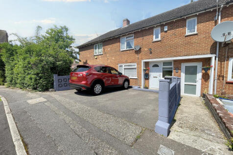 Frost Road, Bournemouth, BH11 8 2 bed terraced house for sale