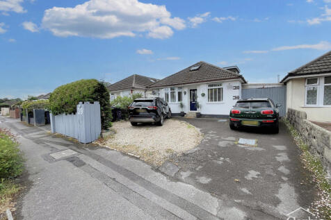 Daws Avenue, Bournemouth, BH11 8 5 bed chalet for sale
