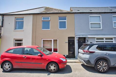 York Road, Walmer, Deal, Kent, CT14 2 bed terraced house for sale