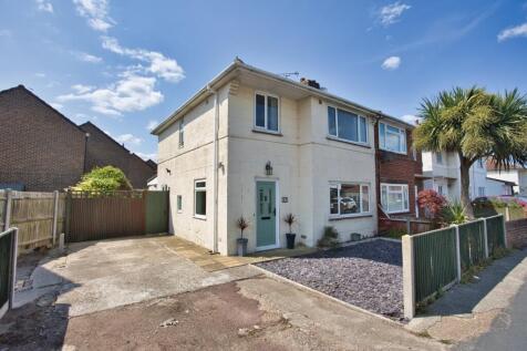 Golf Road, Deal, Kent, CT14 3 bed semi