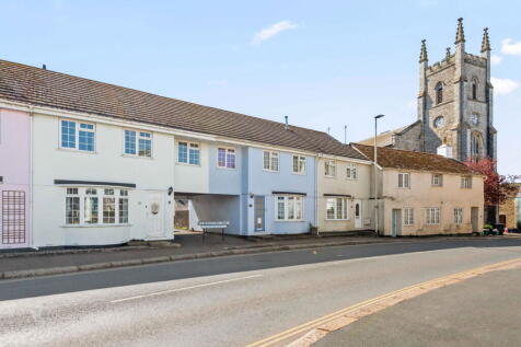 4 bedroom terraced house for sale