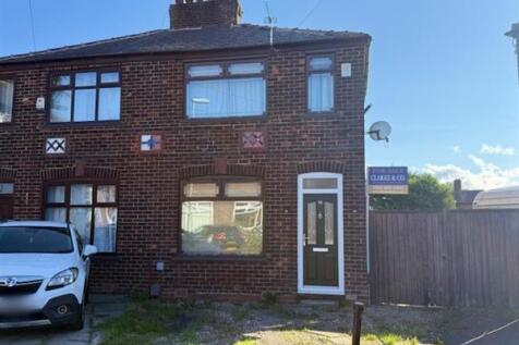 Middleton Avenue, Manchester 2 bed semi