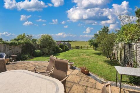 Rumptons Paddock, Grendon Underwood... 4 bed detached house for sale