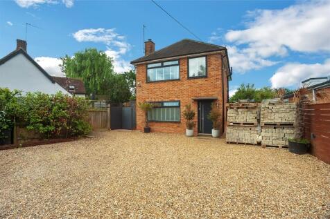 Main Street, Grendon Underwood... 3 bed detached house for sale
