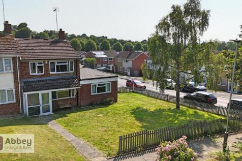 Newstead Avenue, Leicester, LE3 4 bed end of terrace house for sale
