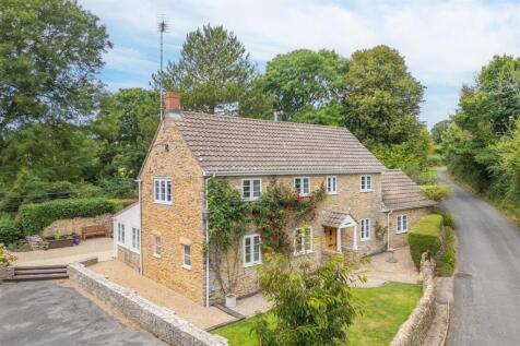 Shipton Gorge, Bridport 3 bed detached house for sale