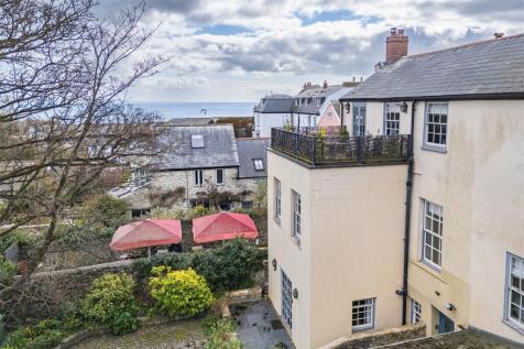 Lyme Regis 4 bed apartment for sale