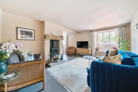 Uploders, Bridport 2 bed terraced house for sale