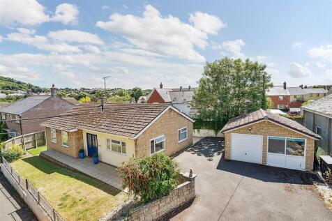 Folly Mill Lane, Bridport 2 bed bungalow for sale