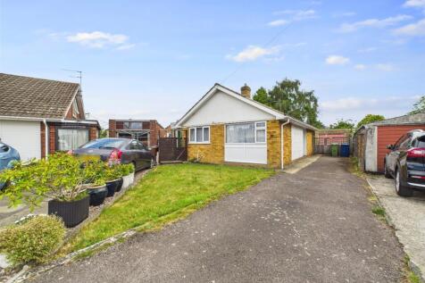 Bewley Way, Churchdown, Gloucester... 3 bed bungalow for sale