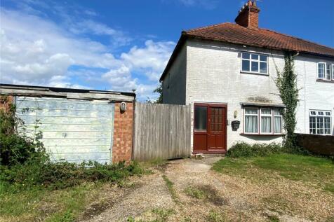 2 bedroom semi-detached house for sale