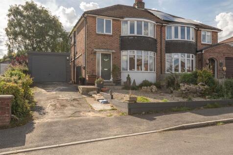 Hebble Mount, Meltham, Holmfirth 3 bed semi