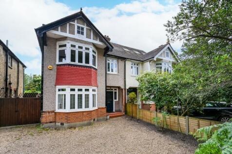 Semi-detached house for sale